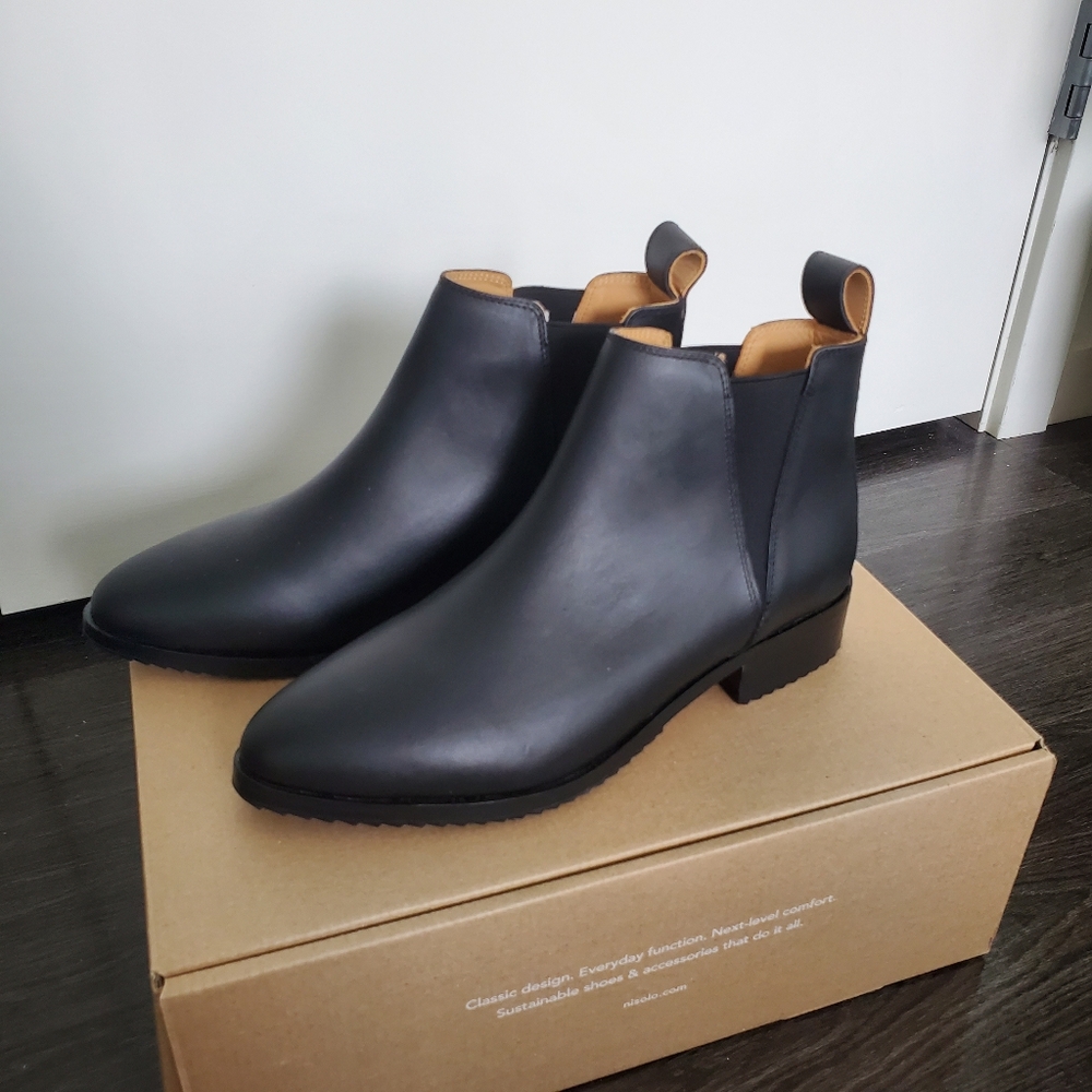 ♥️ NEW Nisolo Eva Everyday Chelsea Boot Black Leather
